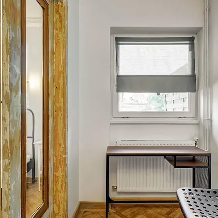 Apartment This Is It Old City Center