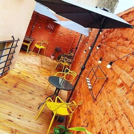 This Is It Old City Center Apartment